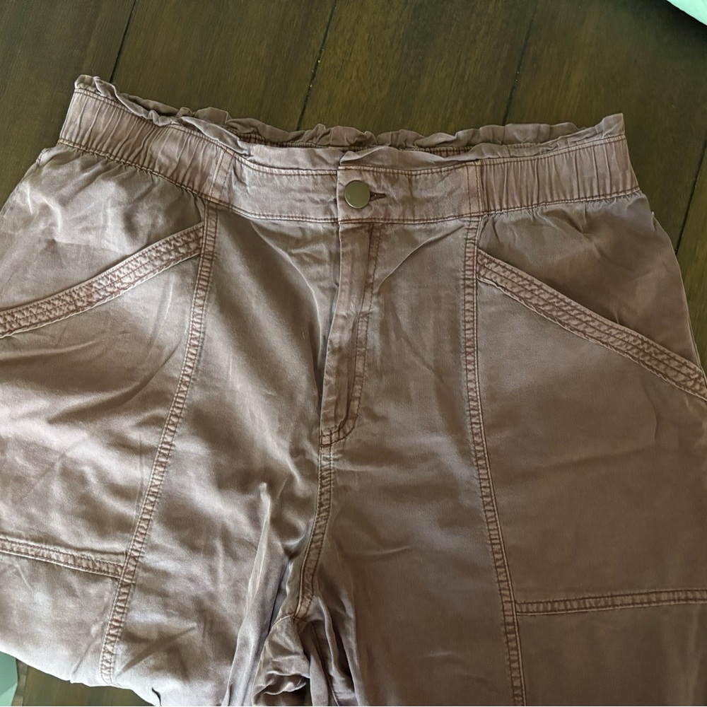 Old Navy brown cargo pants